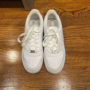 White Nike airforces